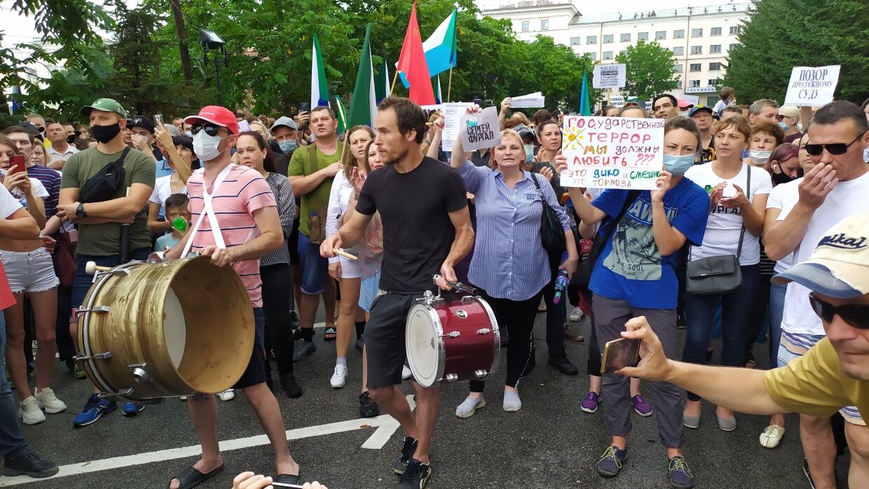 «Сегодняшний митинг четко выявил размеры протестного ядра»: политолог высказался о численности протестующих в Хабаровске