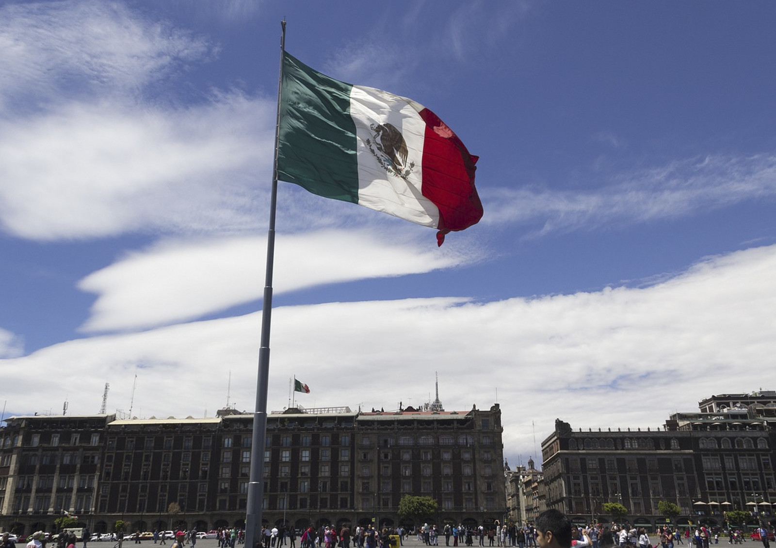 Почему Эквадор совершил рейд на посольство Мексики